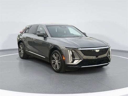 Used 2023 Cadillac Lyriq 2WD image 1