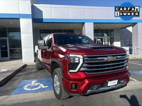 Used 2024 Chevrolet Silverado 3500 High Country w/ High Country Premium Package image 8