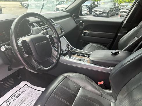 Used 2018 Land Rover Range Rover Sport HSE AWD/4WD image 9