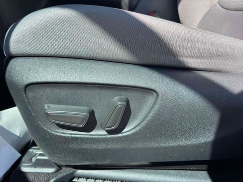 Certified 2024 Toyota Sienna LE w/ LE Plus Package image 18