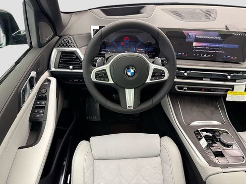 New 2026 BMW X5 xDrive40i w/ M Sport Package AWD/4WD image 10