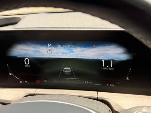 Used 2024 Kia Telluride SX Prestige X-Pro AWD/4WD image 23