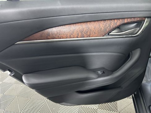 Used 2019 Cadillac CTS Luxury image 34