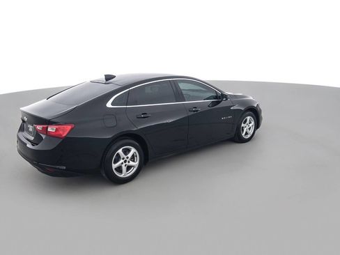 Used 2018 Chevrolet Malibu LS image 5