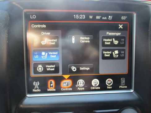 Used 2017 Jeep Grand Cherokee Trailhawk AWD/4WD image 18