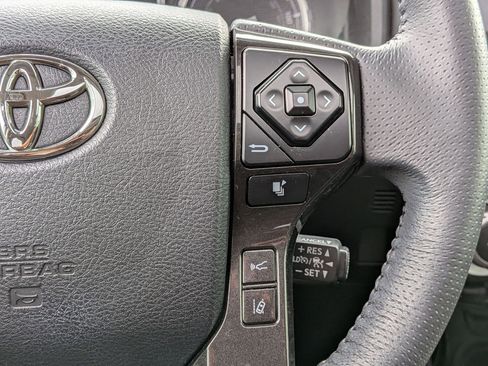 Used 2021 Toyota 4Runner Nightshade image 17