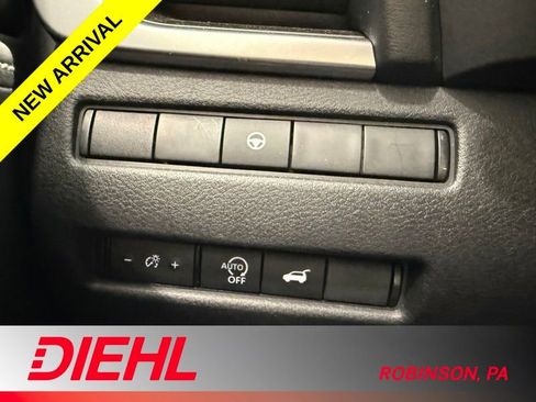 Used 2023 Nissan Rogue SV w/ SV Premium B Package AWD/4WD image 22