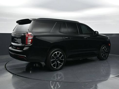 Used 2022 Chevrolet Tahoe RST w/ Luxury Package AWD/4WD image 2