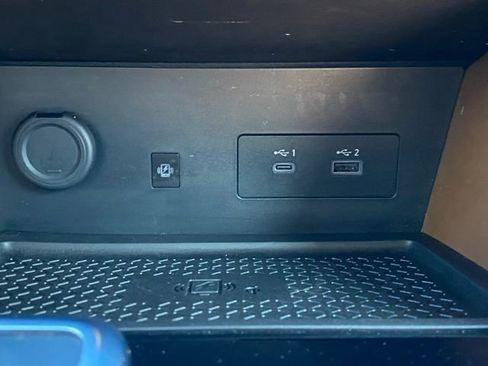 Used 2023 Nissan Pathfinder Platinum image 24