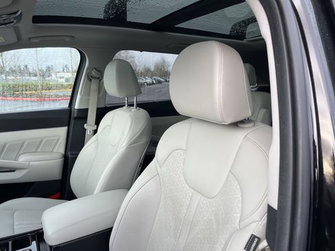 Used 2023 Kia Sorento SX Prestige image 20