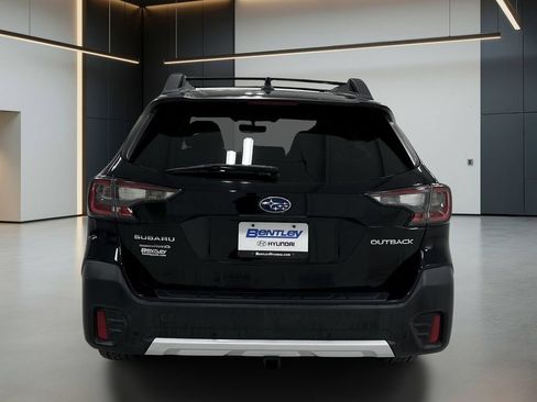 Used 2020 Subaru Outback Limited AWD/4WD image 5