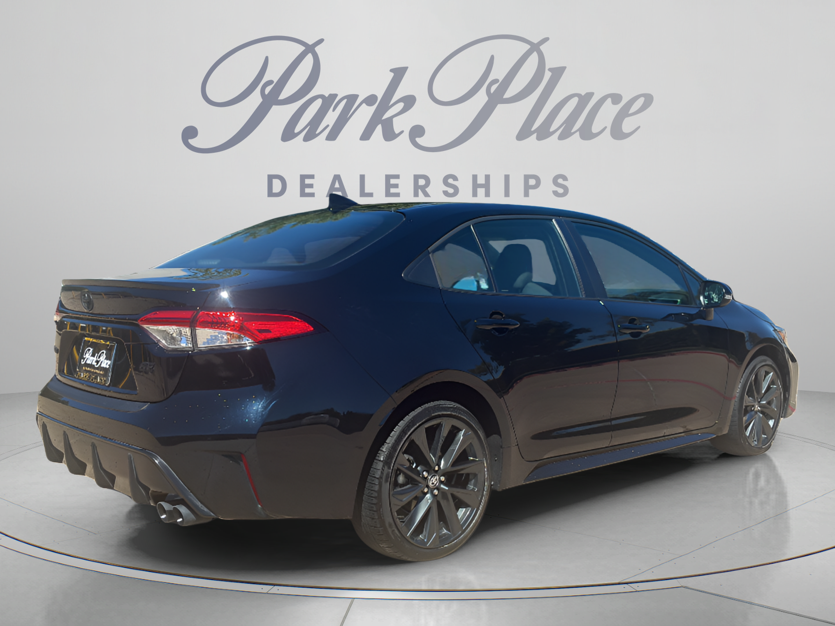 Used 2024 Toyota Corolla SE FWD image 5