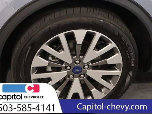 Used 2022 Ford Escape Titanium w/ Class II Trailer Tow Package AWD/4WD image 9