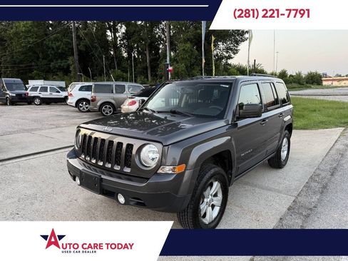 Used 2017 Jeep Patriot Sport w/ Power Value Group AWD/4WD image 1