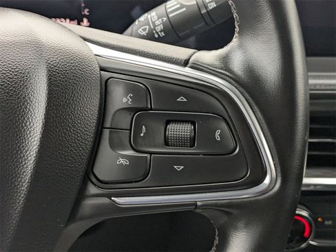 Used 2024 Buick Encore GX Sport Touring image 17