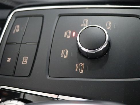 Used 2018 Mercedes-Benz GLE 350 4MATIC w/ Premium 1 Package image 39