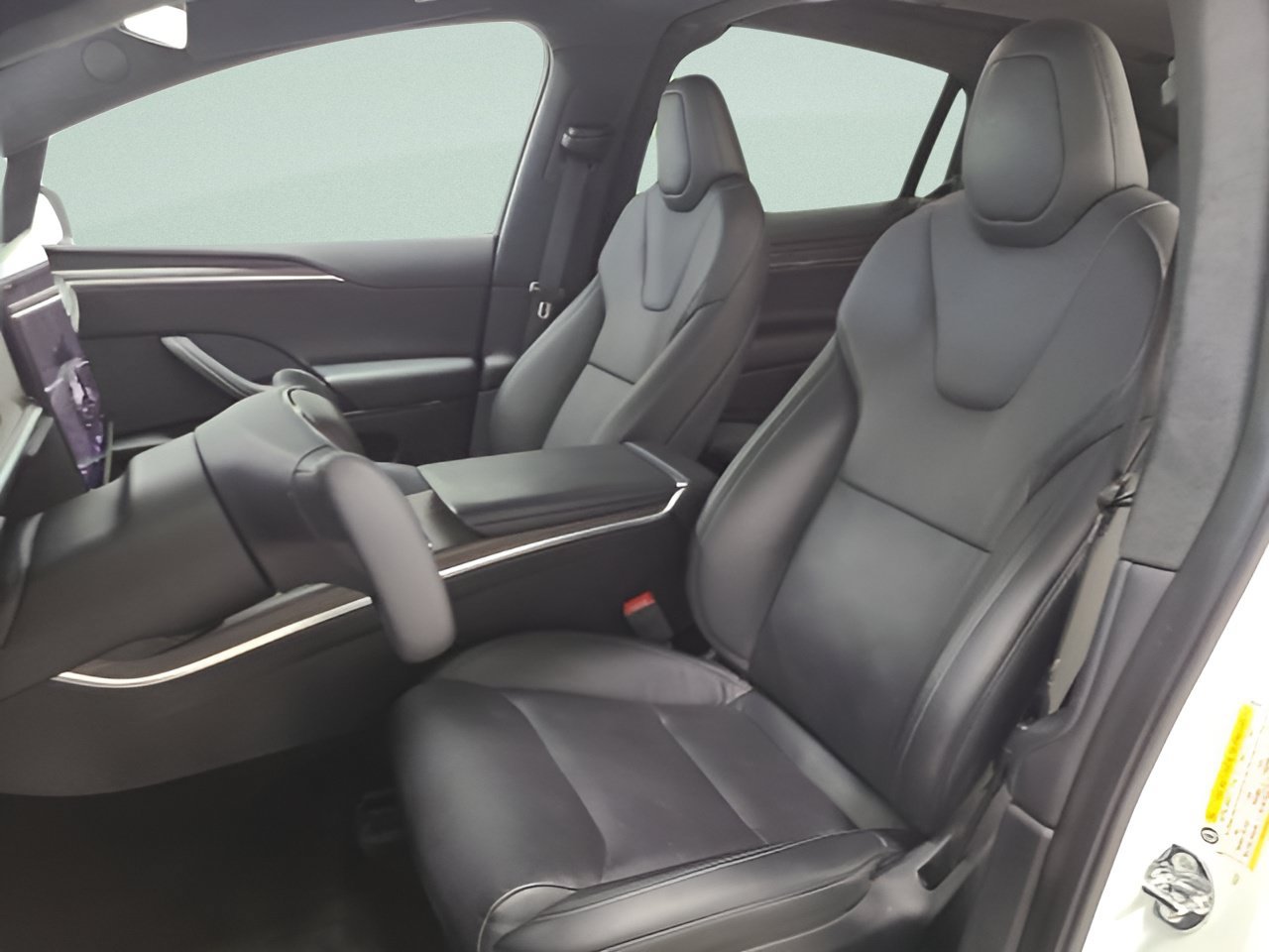 Used 2023 Tesla Model X AWD/4WD image 18