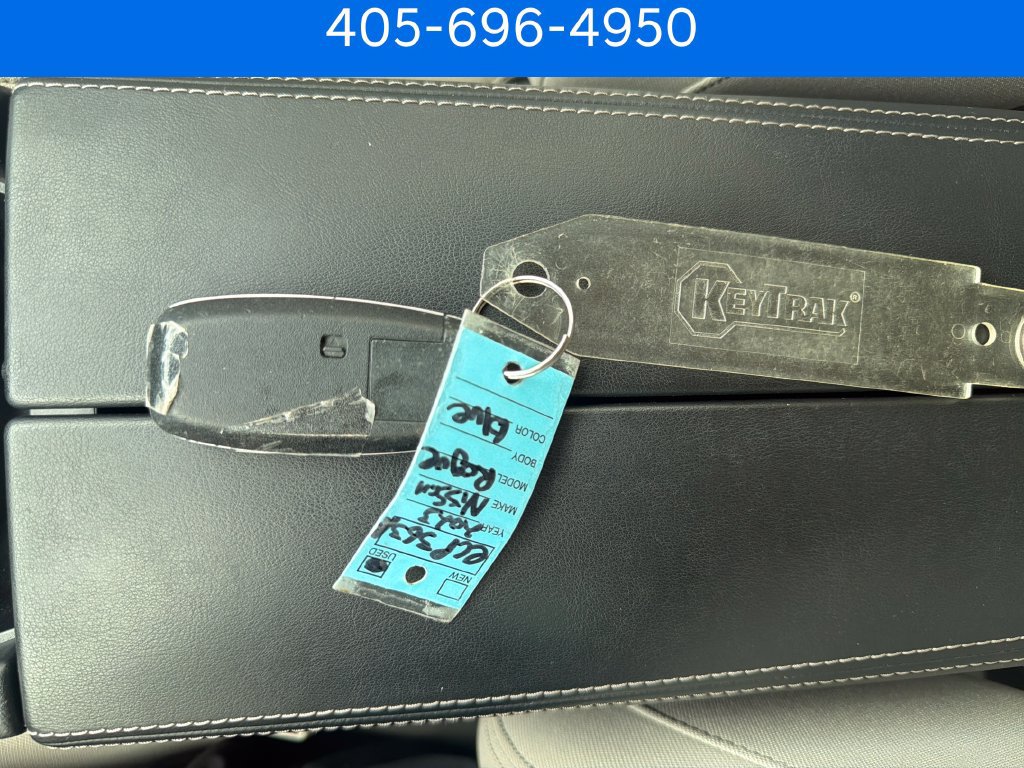 Used 2023 Nissan Rogue SV FWD image 36