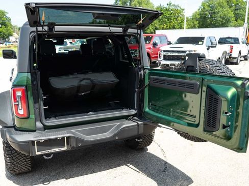 Used 2024 Ford Bronco Badlands AWD/4WD image 8
