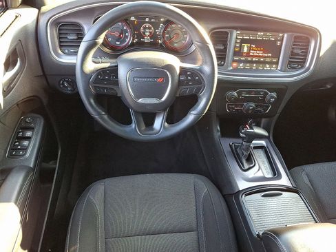 Used 2018 Dodge Charger SXT Plus w/ Blacktop Package image 11