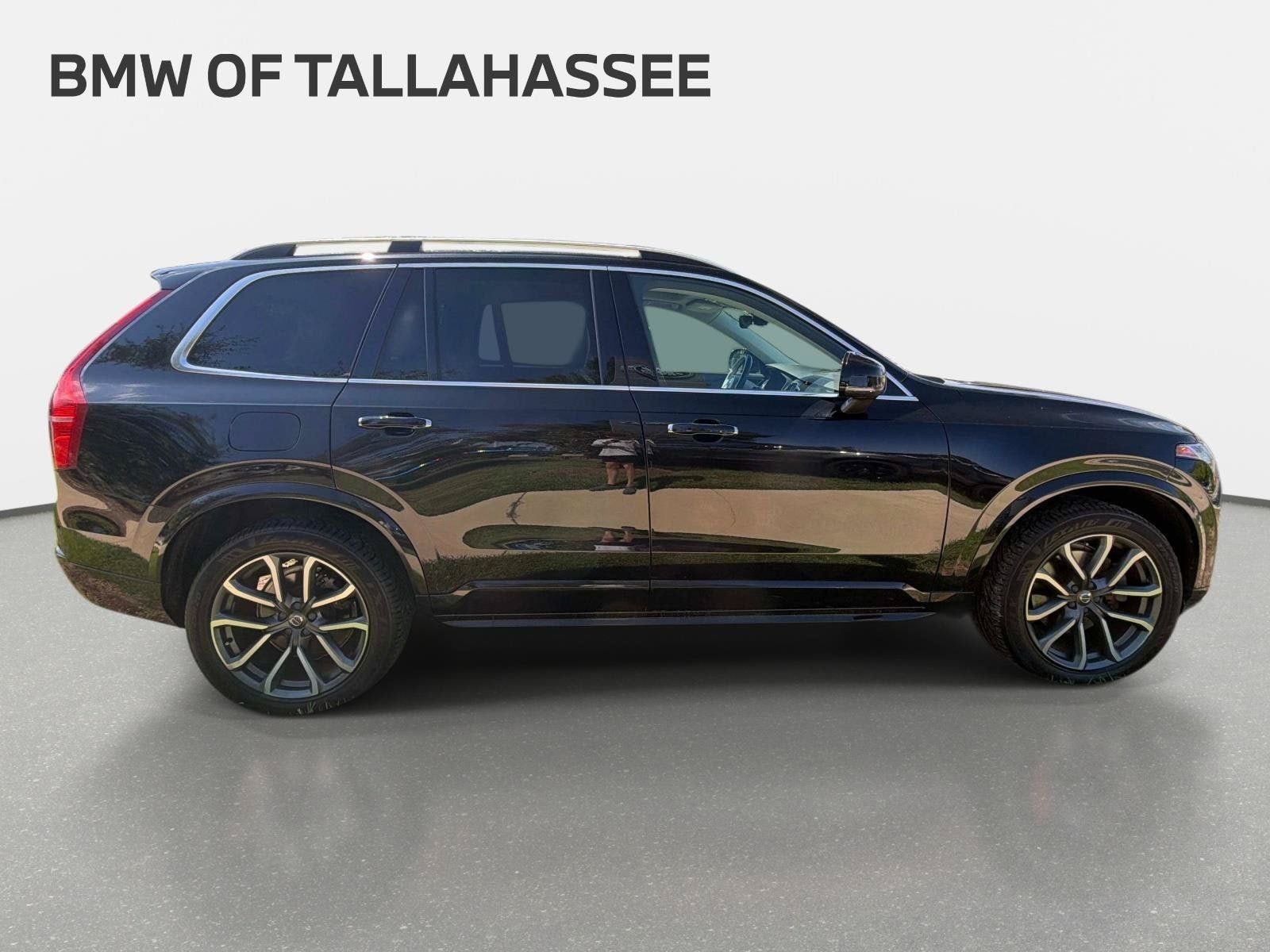 Used 2019 Volvo XC90 T5 Momentum w/ Protection Package Premier AWD/4WD image 4
