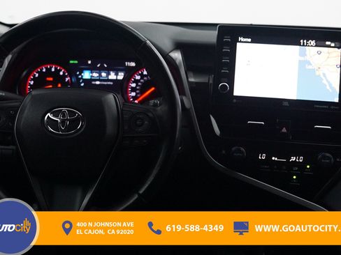 Used 2022 Toyota Camry XSE w/ Navigation Package FWD image 5