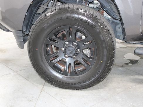 Used 2020 Toyota Tacoma SR w/ SR Convenience Package RWD image 22