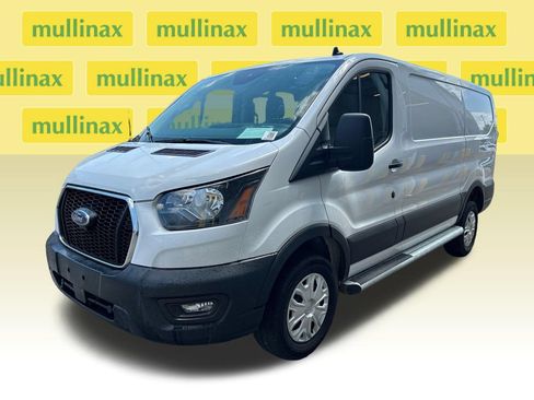 Used 2025 Ford Transit 250 Low Roof w/ Exterior Upgrade Package RWD image 6