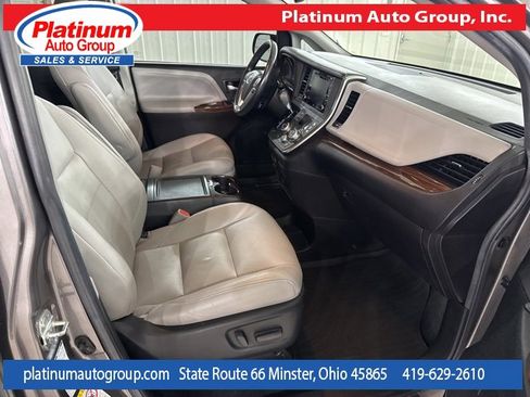Used 2018 Toyota Sienna Limited Premium image 37