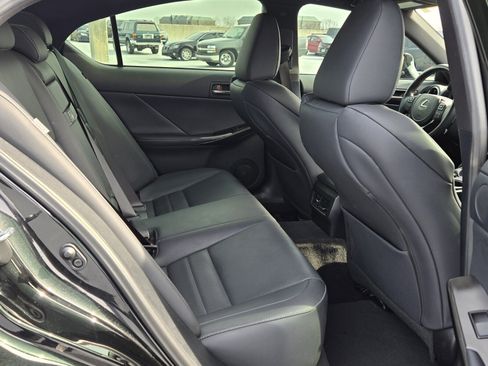 Used 2022 Lexus IS 350 F Sport image 12
