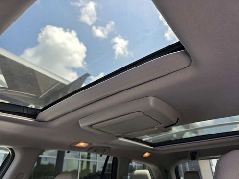 Used 2020 Honda Pilot Elite image 11