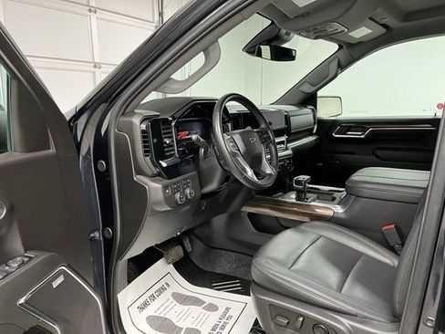 Used 2024 Chevrolet Silverado 1500 RST AWD/4WD image 20