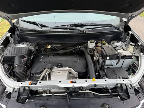Used 2018 Chevrolet Equinox Premier FWD image 20