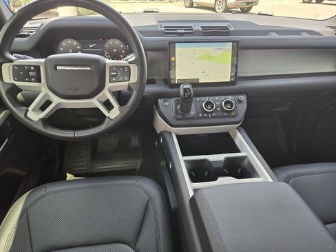 Used 2025 Land Rover Defender 110 S AWD/4WD image 26