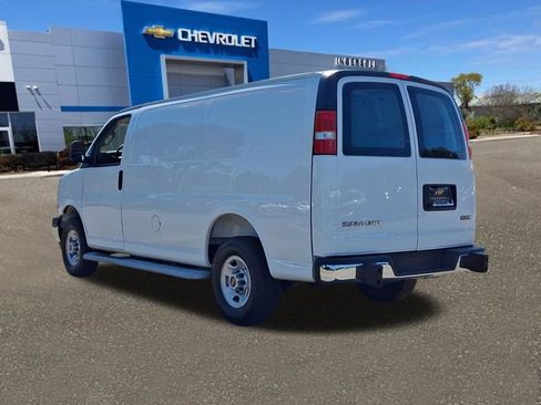 Used 2025 GMC Savana 2500 w/ Driver Convenience Package RWD image 24
