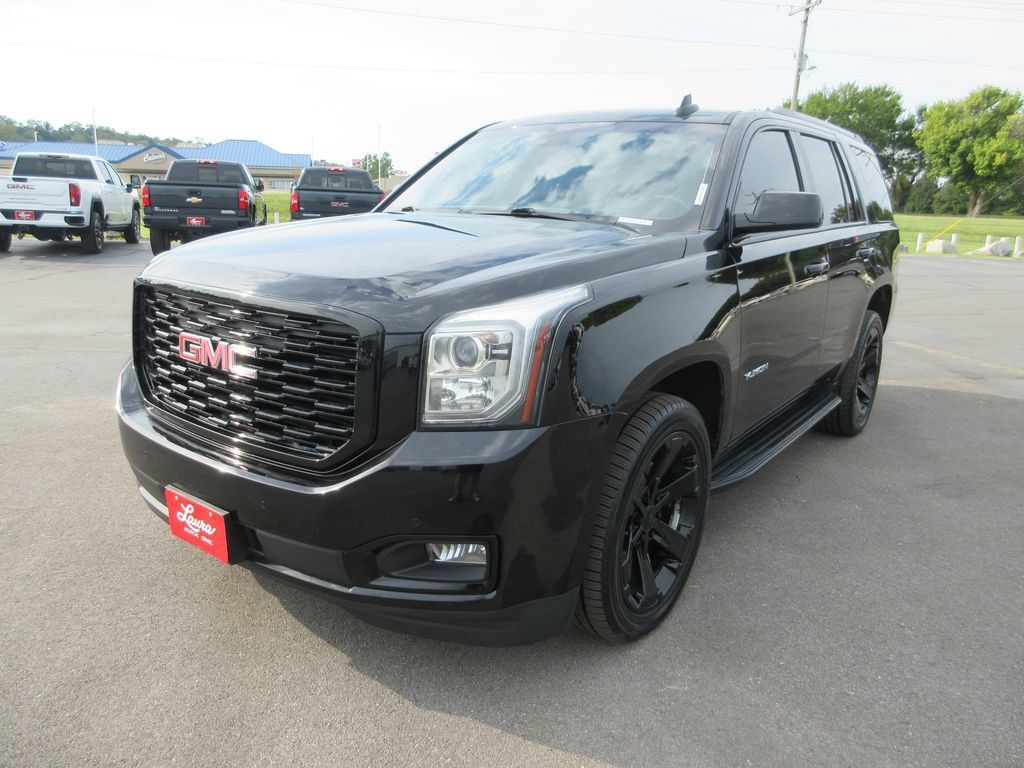 Used 2019 GMC Yukon SLT w/ Graphite Performance Edition AWD/4WD image 10