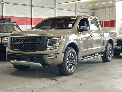 Certified 2021 Nissan Titan PRO-4X w/ Pro-4x Convenience Package image 2