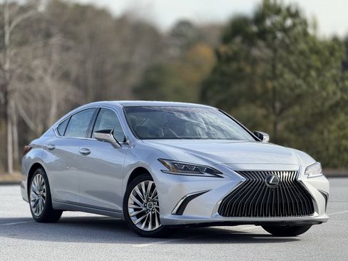Used 2019 Lexus ES 350 Ultra Luxury image 12