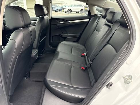 Used 2018 Honda Civic Touring image 14