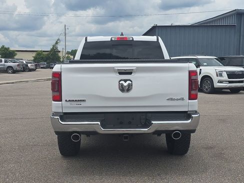 Used 2022 RAM 1500 Laramie AWD/4WD image 8