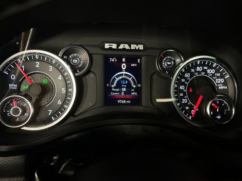 Used 2024 RAM 1500 Lone Star image 14