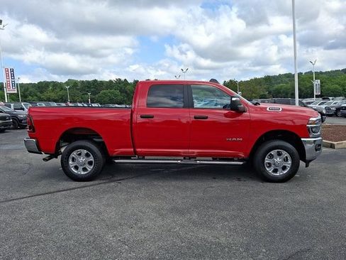 Certified 2026 RAM 2500 Big Horn AWD/4WD image 9