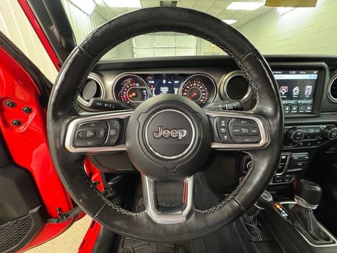 Used 2020 Jeep Gladiator Rubicon image 31