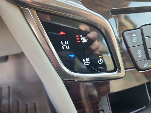 Used 2015 Buick LaCrosse Premium image 22