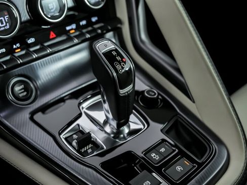 Used 2018 Jaguar F-TYPE R-Dynamic AWD/4WD image 33