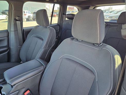 New 2024 Jeep Grand Cherokee Laredo X w/ Luxury Tech Group I image 19