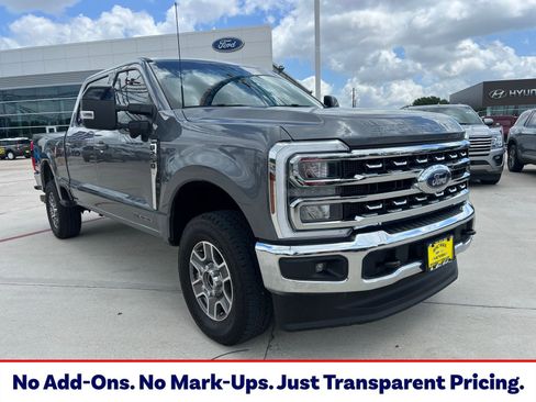 Used 2024 Ford F250 Lariat AWD/4WD image 1