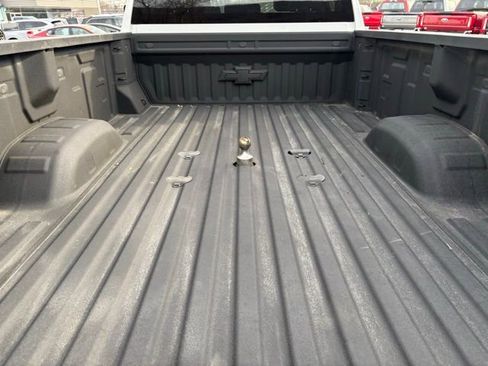 Used 2024 Chevrolet Silverado 3500 LT image 29