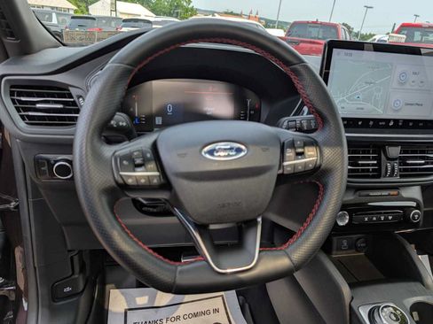 Used 2023 Ford Escape ST-Line w/ Tech Pack #1 AWD/4WD image 38