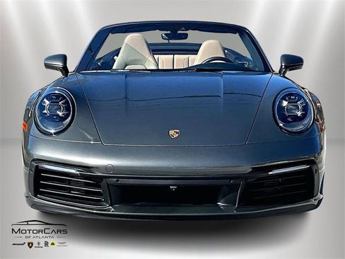 Used 2024 Porsche 911 Carrera image 3
